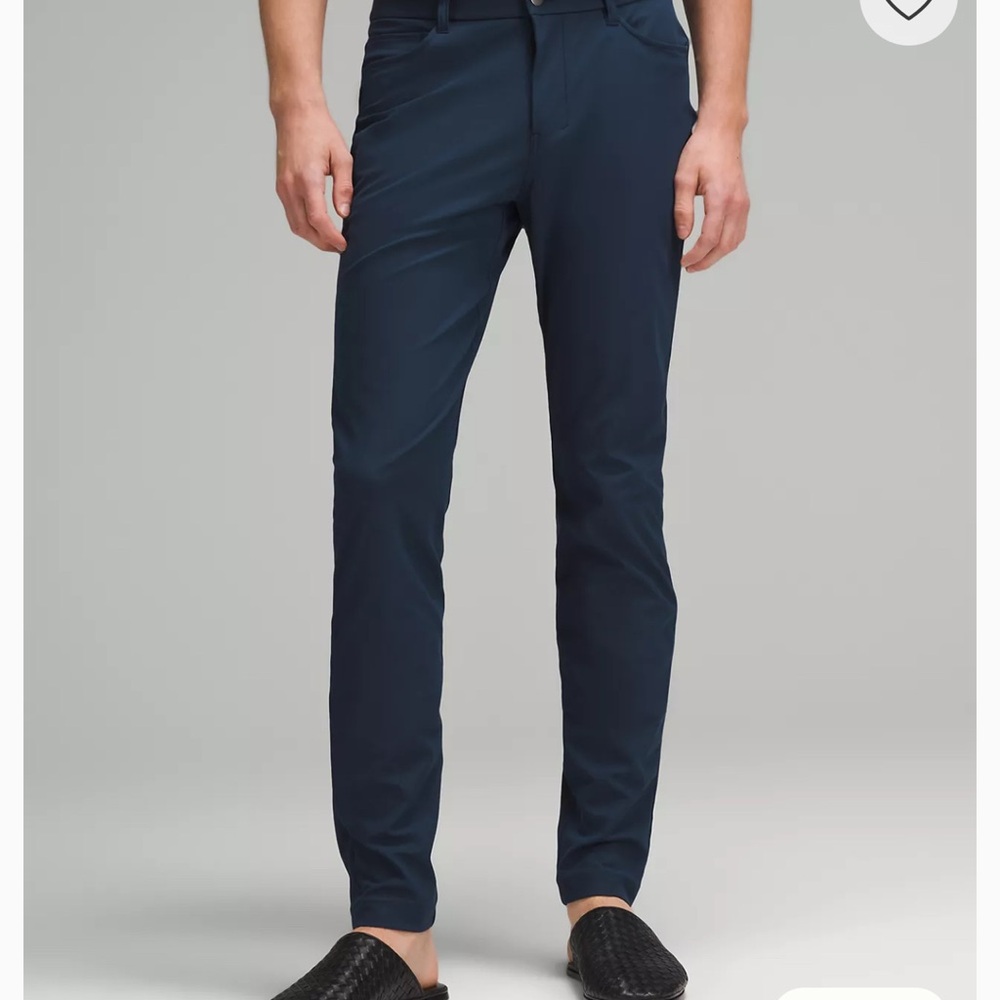 Lululemon Athletica Men's Black and Navy Pants